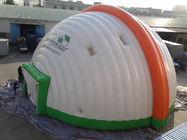 خيمة مناسبة للخارج قابلة للانفجار خيمة مناسبة للعشب قابلة للانفجار خيمة قبة بيضاء