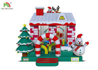 أحمر / أبيض اللون نفخ نطاط القلعة البيت مع شجرة عيد الميلاد للأعمال التجارية