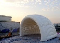 خيمة بيضاء شل PVC القماش المشمع نفخ خيمة زفاف لعبة غولف 5.0 * 3.8 * 4.0m