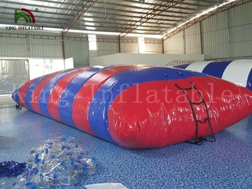 الحرارة الختم الملونة نسف وسادة المياه / برج Blob PVC لعبة المياه لحديقة مائية