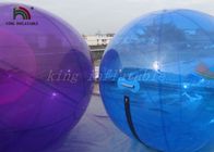 دائم المشي الملونة نفخ على كرة الماء 2M ديا 1.0MM PVC مقاوم للماء للتأجير